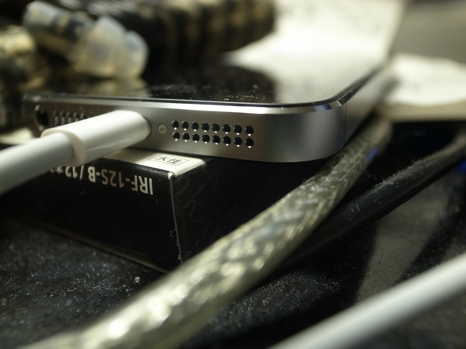Пермяки смогут сделать предзаказ нового iPhone SE c 29 марта