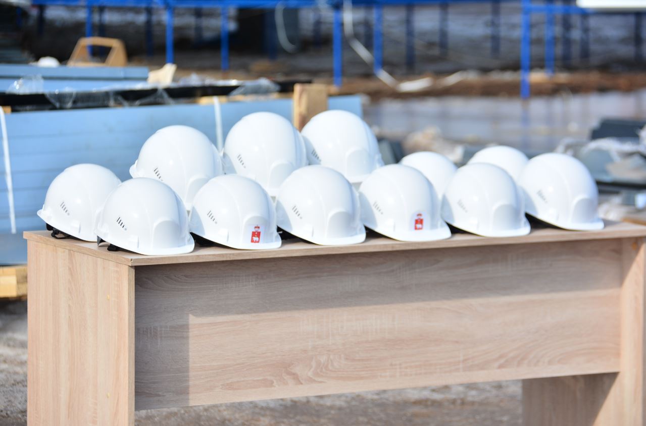 Подрядчик смонтировал путепровод через ул. Героев Хасана в Перми