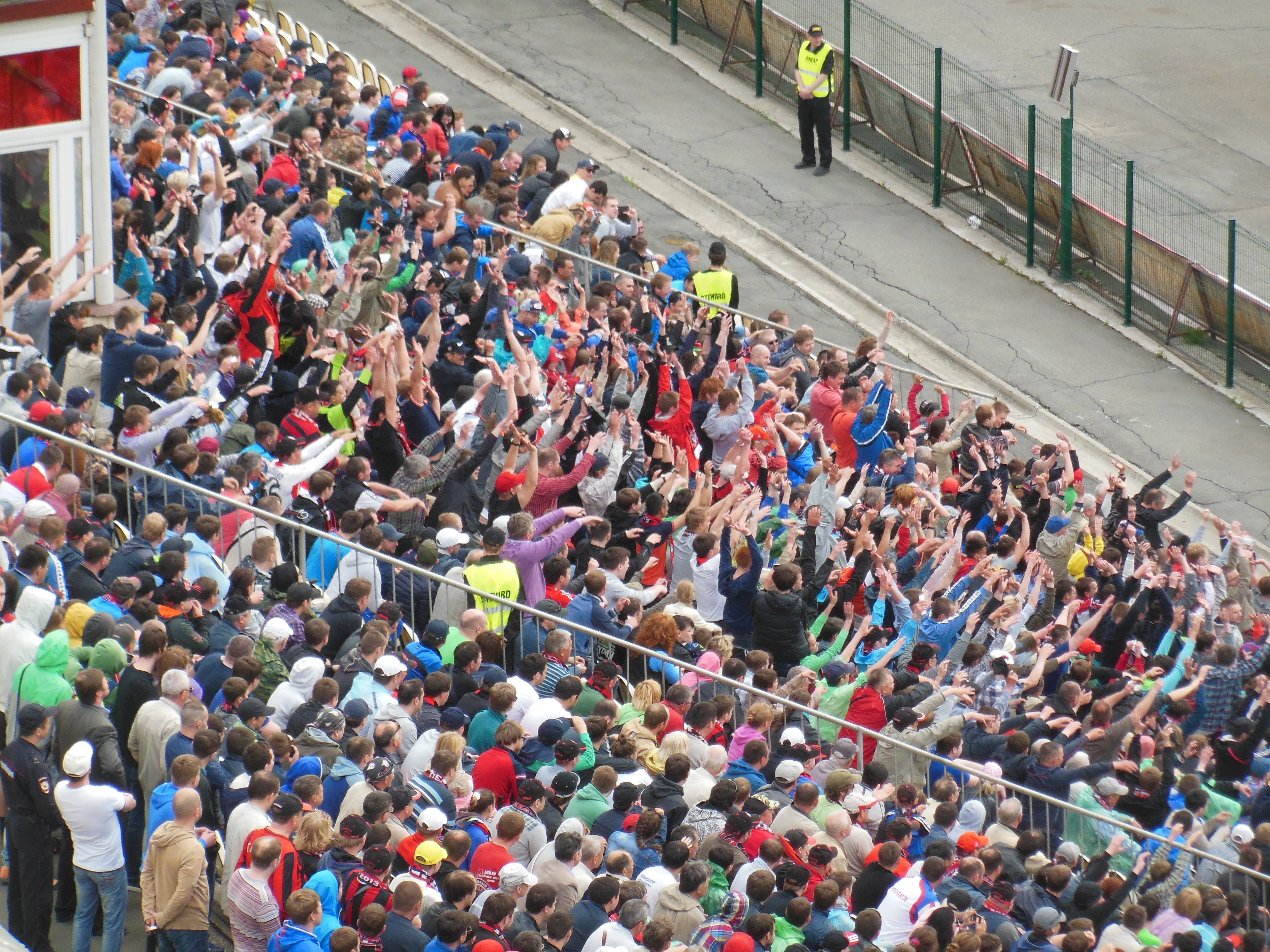 Гол Коломейцева принес «Амкару» победу над «Зенитом»