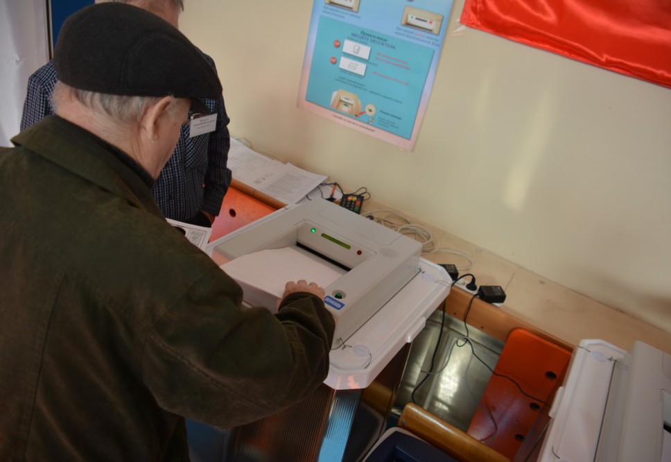 Жителя Прикамья судят за нападение на полицейского на избирательном участке