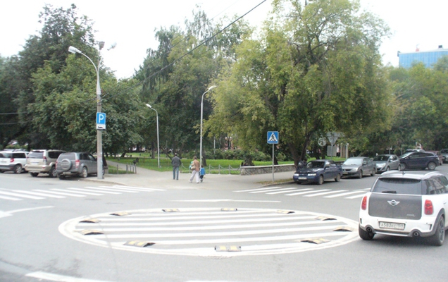 В Перми три дорожных перекрестка оборудовали мини-кольцами