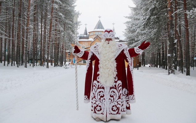 В Перми дипломы Деда Мороза и Снегурочки получили 43 человека