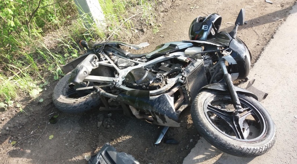 В Пермском крае за сутки три мотоциклиста попали в ДТП