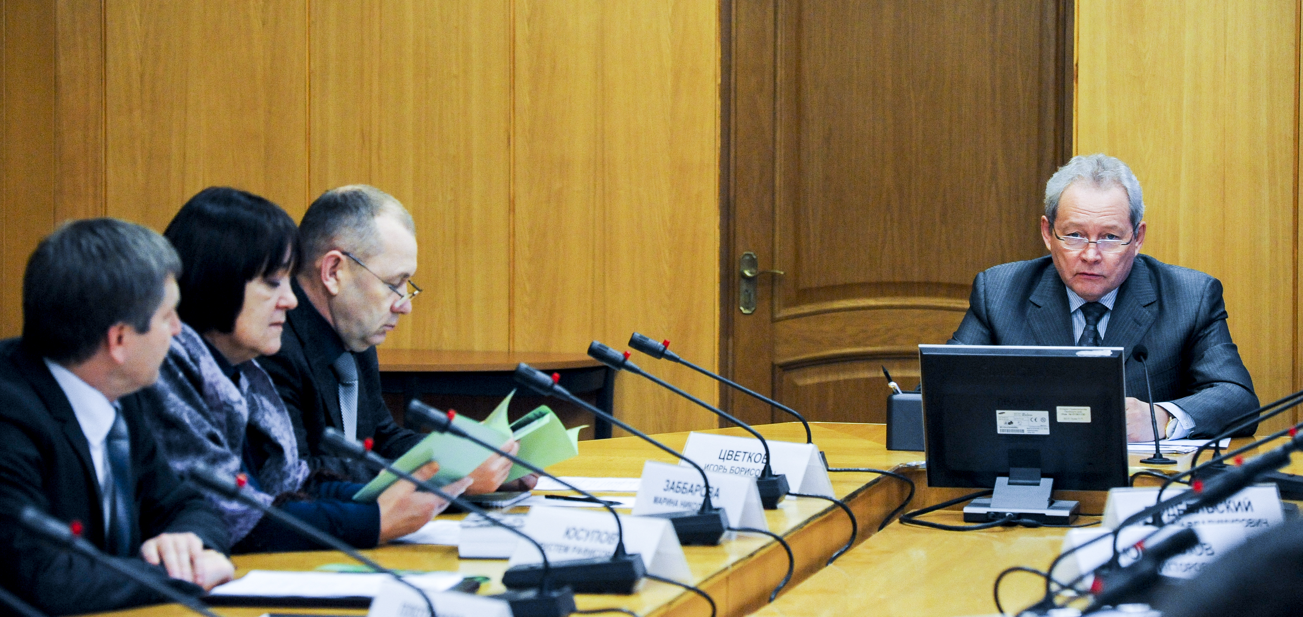 Виктор Басаргин провел очередное заседание комиссии по координации работы по противодействию коррупции