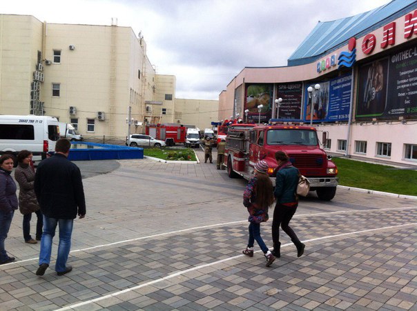 В Перми из спорткомплекса «Олимпия» эвакуировали более 100 человек