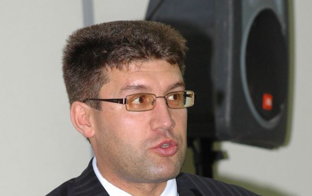 Антон Толмачев, проигравший довыборы в гордуму, заплатит 10 тысяч за репортаж о коррупции