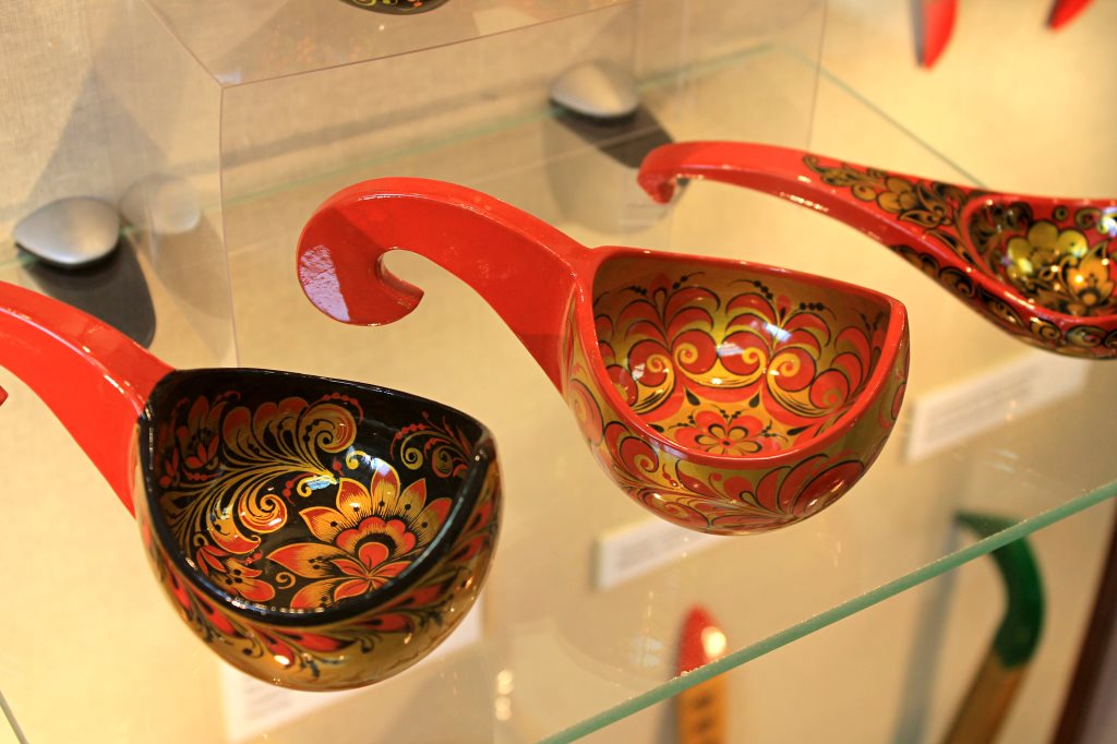 Главные по ложкам