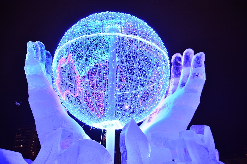 В Перми открылся ледовый городок «Эко-Сад»