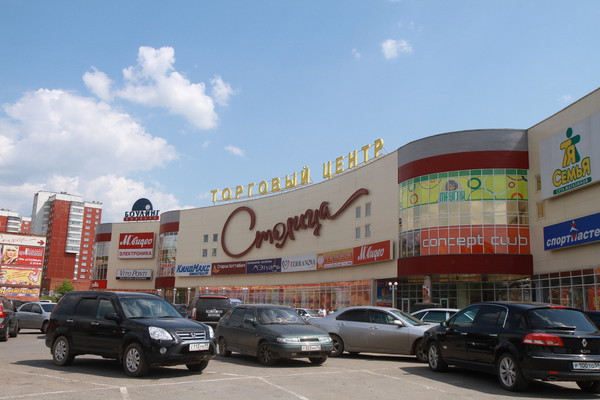 В суды разных регионов поданы иски о банкротстве компаний, входящих в DVI Group – застройщика ТРК «Столица»