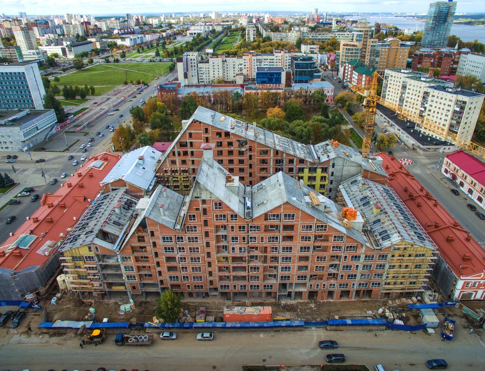 В лучших традициях: В Перми продолжается строительство элитного жилого комплекса «ASTRA»,