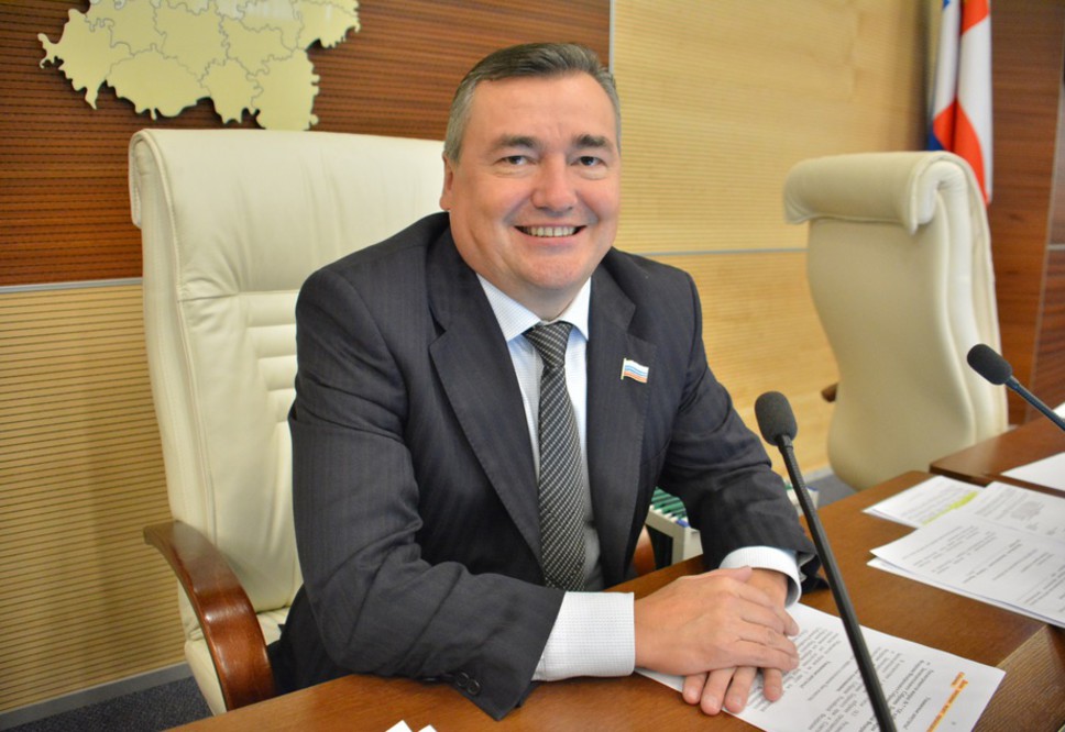 Валерий Сухих вошел в тройку лидеров роста в федеральном медиарейтинге глав законодательных органов субъектов РФ