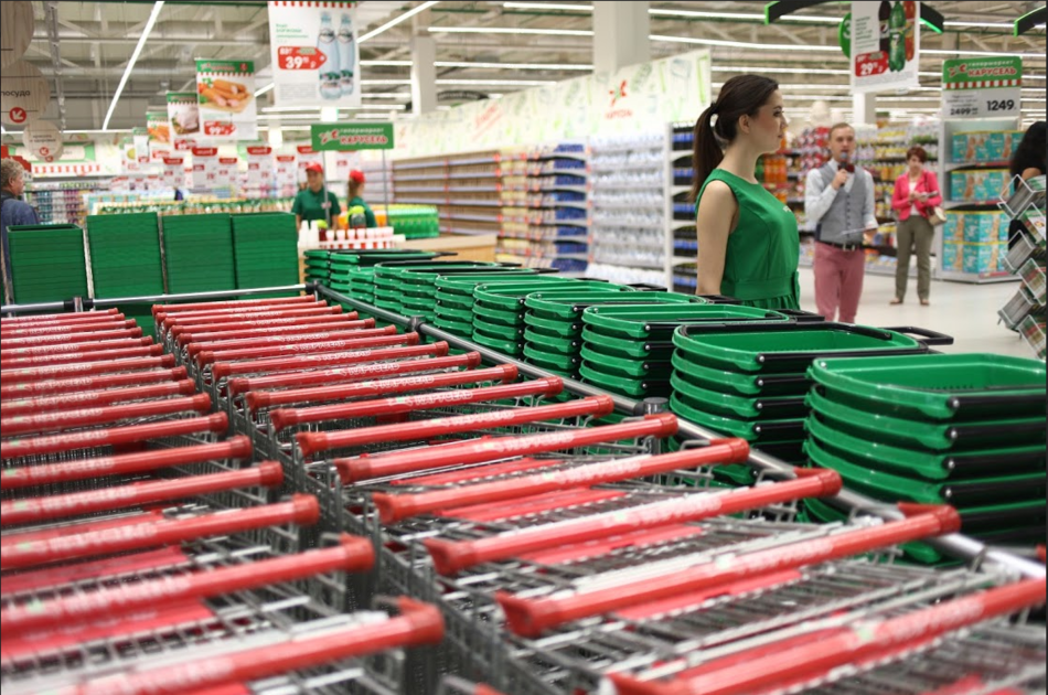 ​С начала года оборот розничной торговли снизился на 8,3%