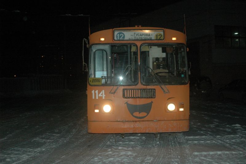 На улицы Перми вышли «улыбчивые» троллейбусы