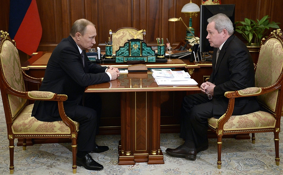 Владимир Путин обсудил с Виктором Басаргиным промпроизводство в крае и специнвестконтракты