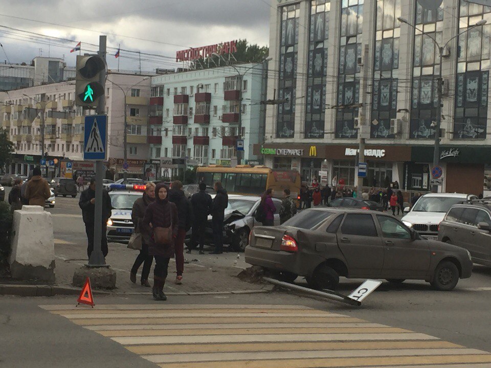 ​В ДТП в центре Перми пострадала женщина