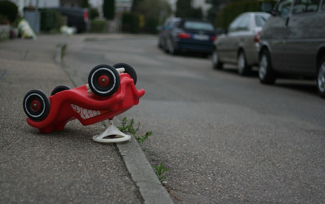 В Орджоникидзевском районе Перми КАМАЗ сбил 9-летнего школьника