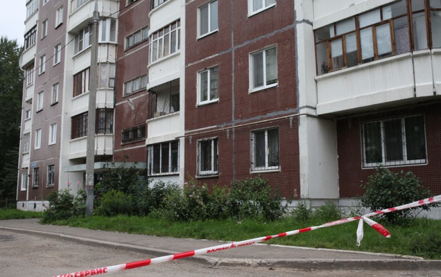 ​В Индустриальном районе Перми усилят свайное основание дома, где появилась трещина