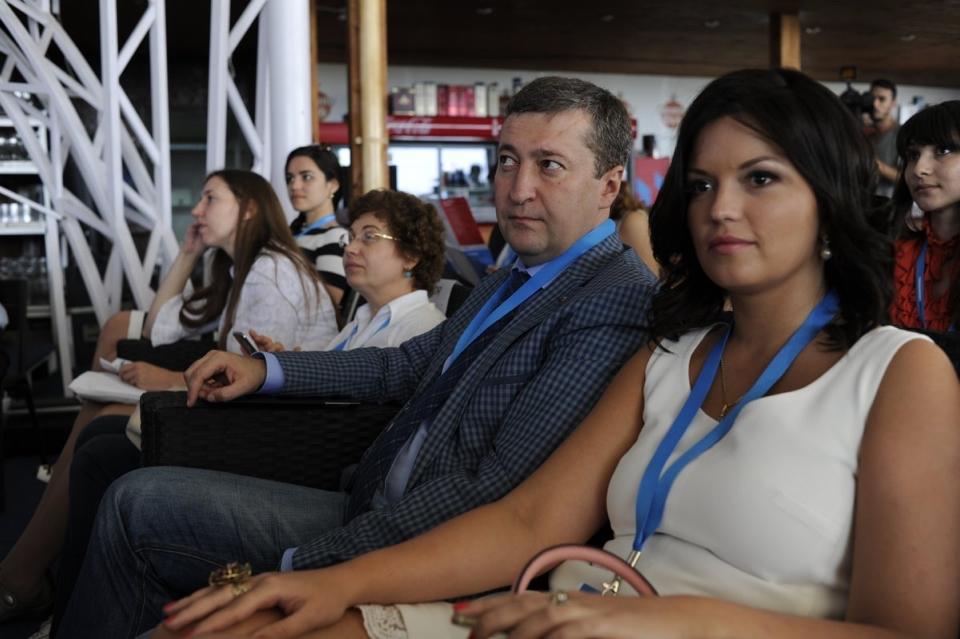 С опорой на фронт