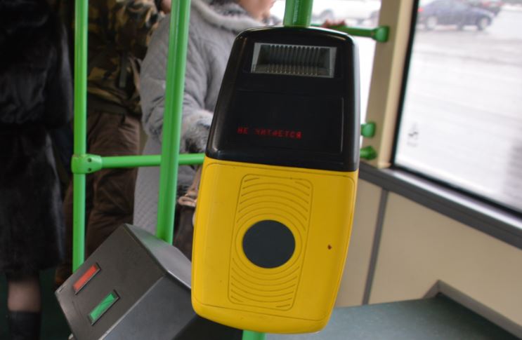 Студентам и школьникам Перми до 1 ноября выдадут электронные проездные