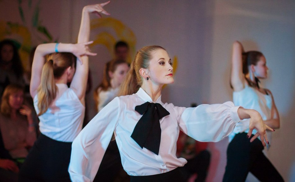 От модного бала до кузнеца-брутала. Дайджест интересных событий 12-13 июня