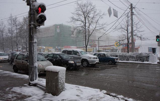 Очередная пробка: перед новым годом загруженность дорог в Перми возрастает на 30%