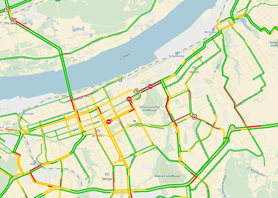 Пятничным вечером пробки в Перми оцениваются в 7 баллов