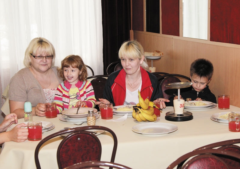 Ми приїхали — допомагайте