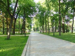 Продолжение реконструкции пермских парков и скверов определено Главой Перми Игорем Шубиным в число приоритетных направлений работы в 2010 году