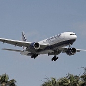 Боинг-737 совершит аварийную посадку в Перми