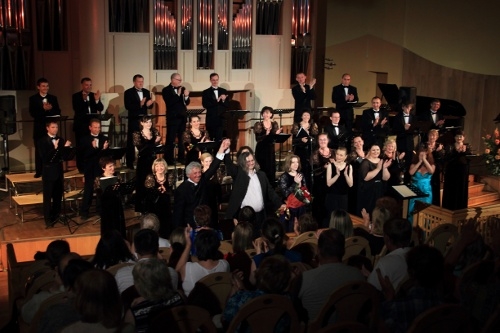 Время слушать музыку