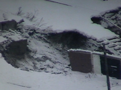 По данным инструментальных наблюдений на 8 декабря размеры воронки в районе станции Березники увеличились и составили 60 на 36 метров