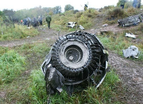 Прекращено уголовное дело о крушении самолета на Бахаревке