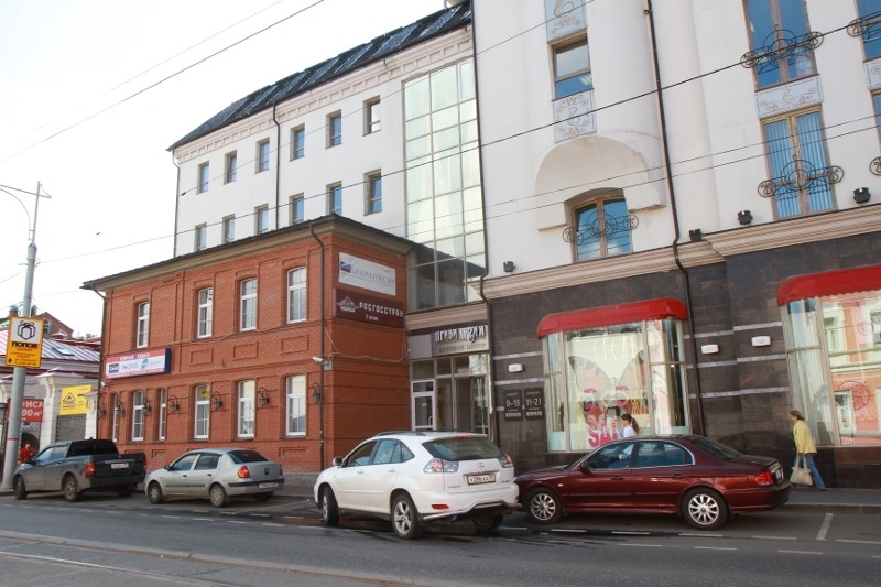 Александр Флегинский отказался от покупки административно-торгового центра «Привилегия»