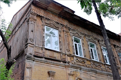 Пермским властям не удалось продать здание вечерней школы по ул. Матросова