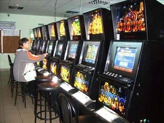 В Перми из центра дополнительного образования изъяли 21 игровой автомат
