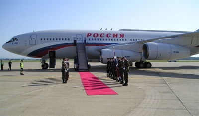 Президент России Дмитрий Медведев летает на самолете с пермскими двигателями