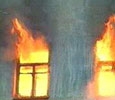 Двоих пьяных эвакуировали из горящей квартиры пермские пожарные