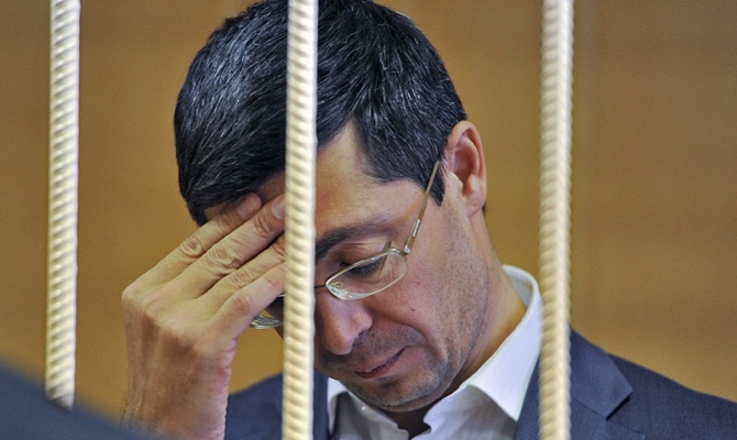 Роману Панову продлили срок содержания под стражей