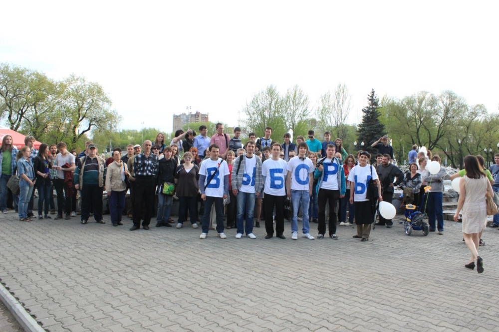 Пермские оппозиционеры прогулялись по городу в знак солидарности с Москвой