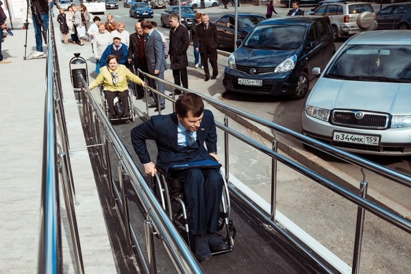 В новом центре «Мои документы» организована безбарьерная среда