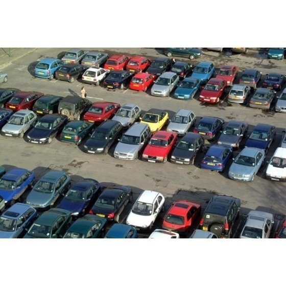 Пермские власти намерены вовлечь парковщиков-нелегалов в легальный бизнес