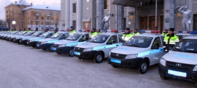 100 новых автомобилей приобретено в автопарк краевой полиции