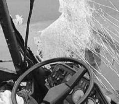 В Прикамье ВАЗ-2115 врезался в пассажирский автобус, один  погибший