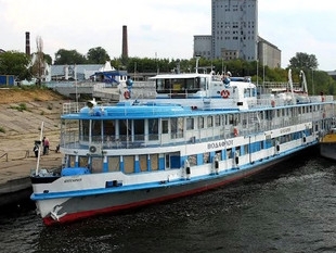 Теплоход, затонувший в Татарстане, принадлежит Камскому речному пароходству
