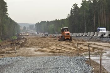 На подъемах автодороги Пермь-Березники построят дополнительные полосы движения
