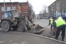 Дмитрий Самойлов лично проверил, как идет уборка городских улиц