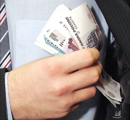 По карманам кандидатов — кто и сколько готов потратить в борьбе за кресло депутата гордумы