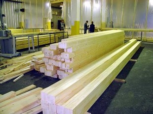 ДОК «Гремячинский» за первый год работы произвел более 1,6 млн кубометра гнуто-клееных изделий