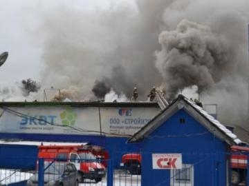 Площадь пожара на ООО «Стройизоляция» в Перми составила  1800 м²