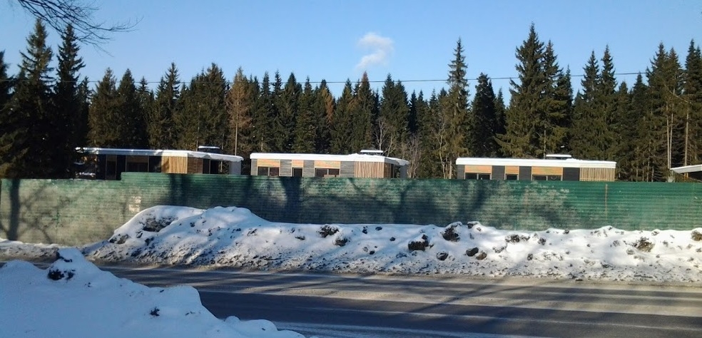 «Спортивный комплекс на Братской строят не на месте, отданном под зоопарк», - заявили в мэрии 